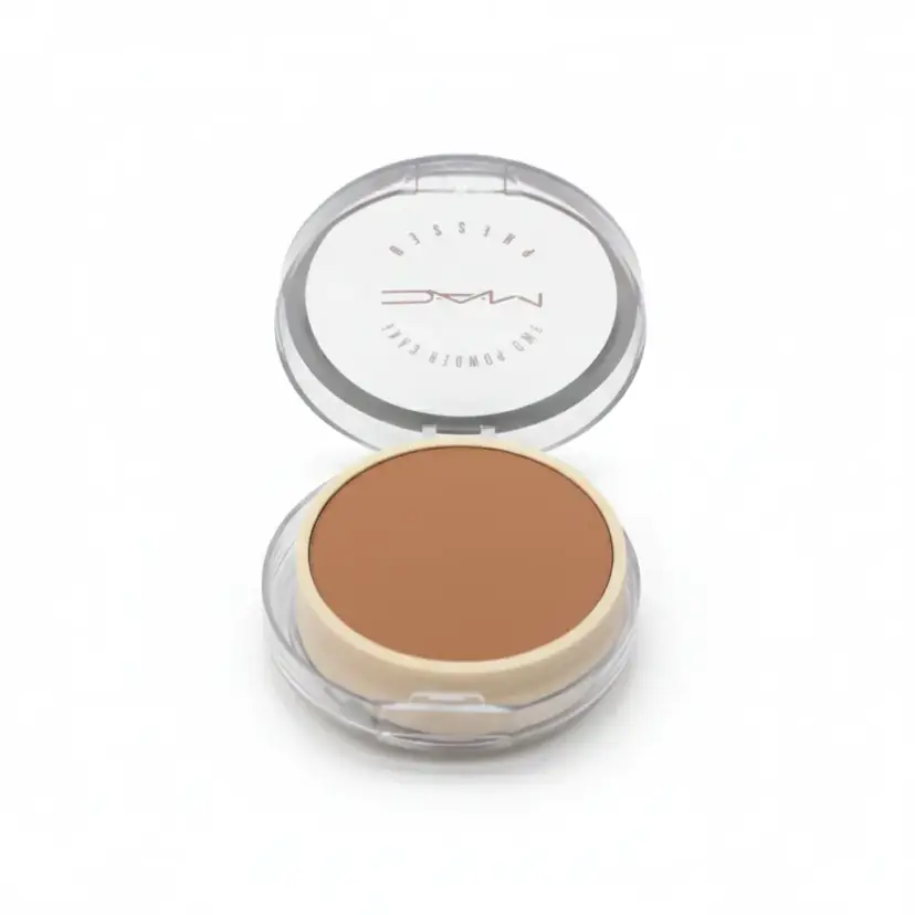 M.A.C Waterproof Two-Way Powder Plus Foundation | Smooth & Hydrating
